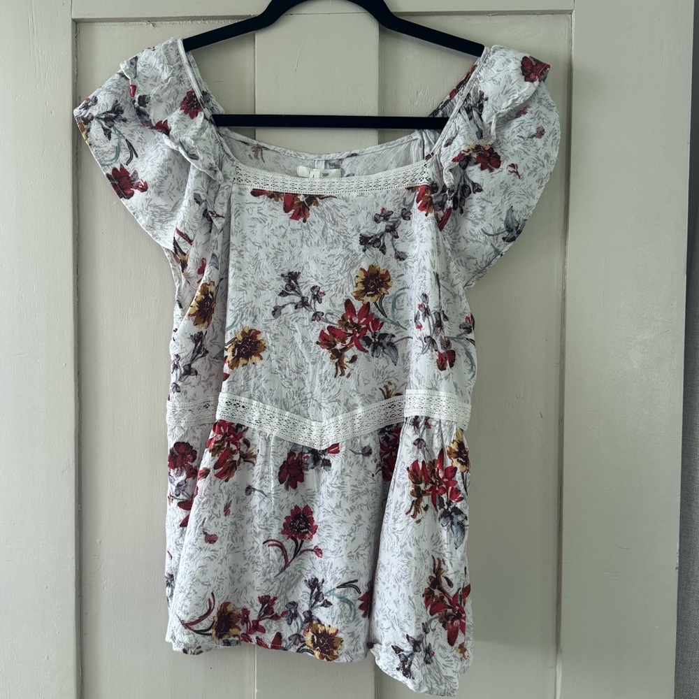 Summer ready Floral Off-Shoulder Peasant Top – White Red Yellow Print – Size L